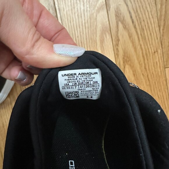 Under Armour Unisex UA SleipSpeed Training Shoes - Size 9.5W/8M - Black/White - Picture 9 of 10